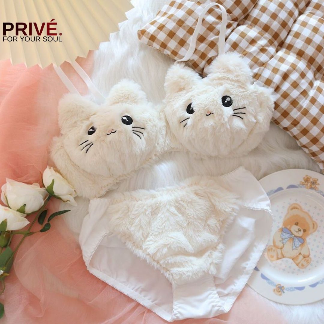 Peluş İç Çamaşırı Seti